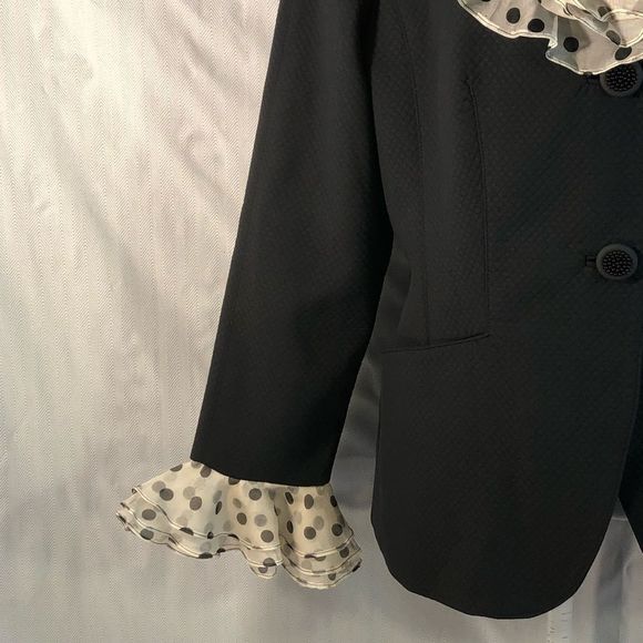 Bigio Collection Black Quilted Two Button Blazer Silk Ruffle Collar and Cuffs 12 - Picture 3 of 11